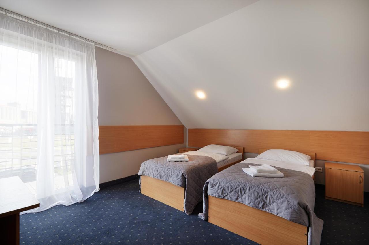 Hotel Wena Kielce Luaran gambar