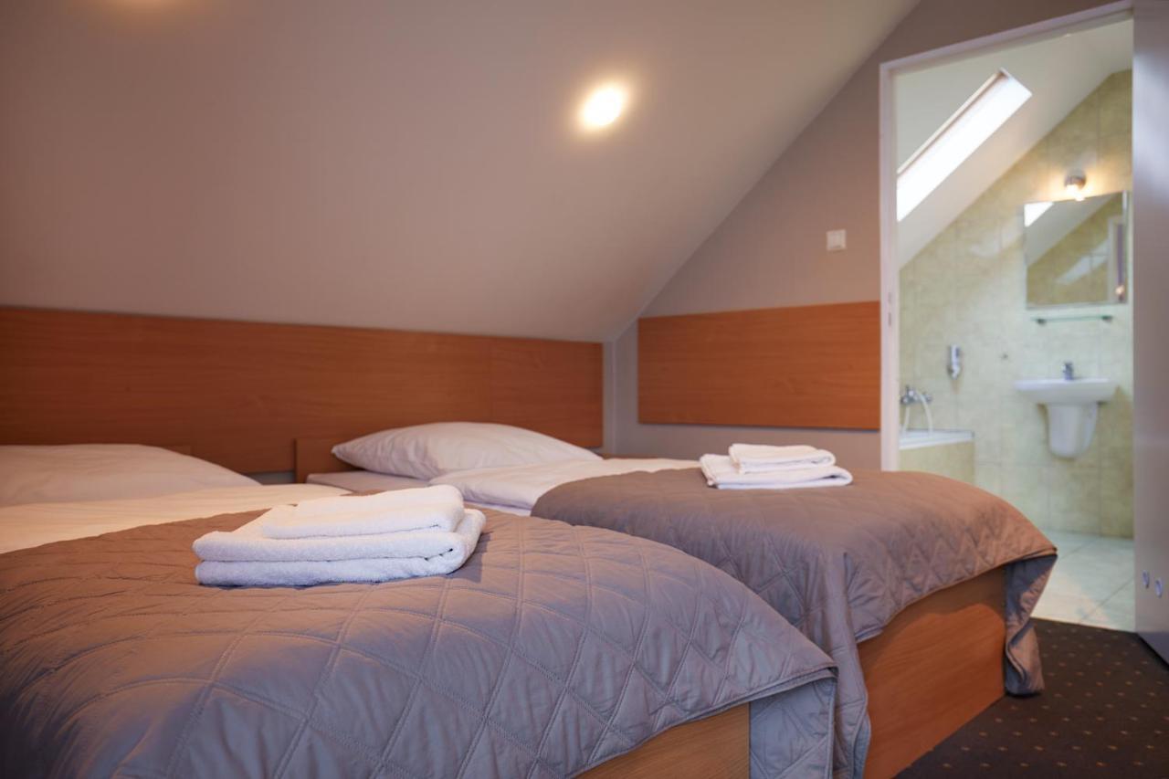 Hotel Wena Kielce Luaran gambar