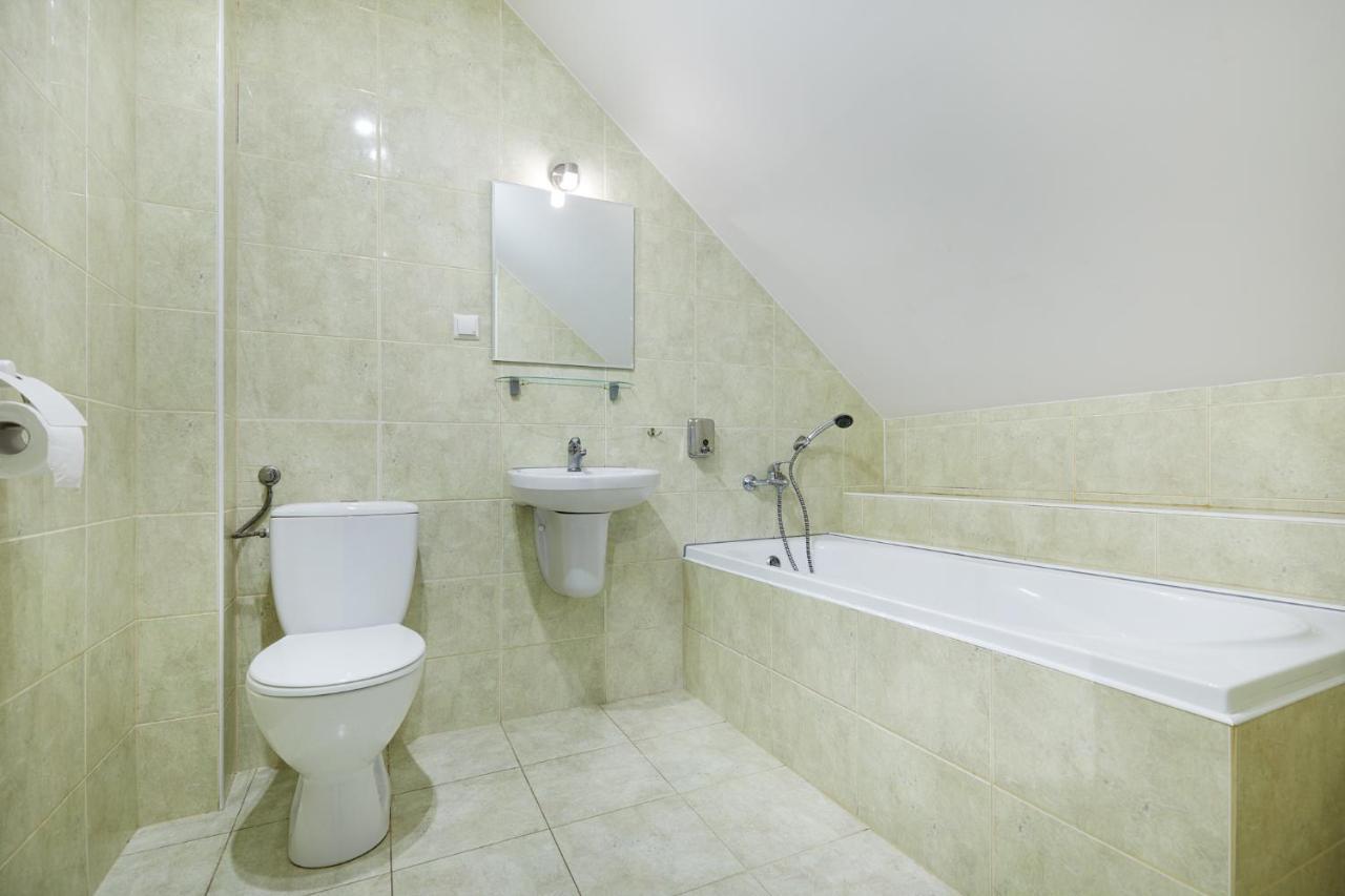Hotel Wena Kielce Luaran gambar