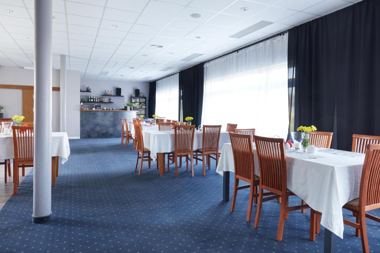 Hotel Wena Kielce Luaran gambar